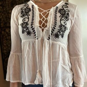 White long sleeved blouse